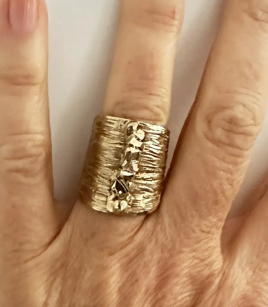 D1081 (Gold)