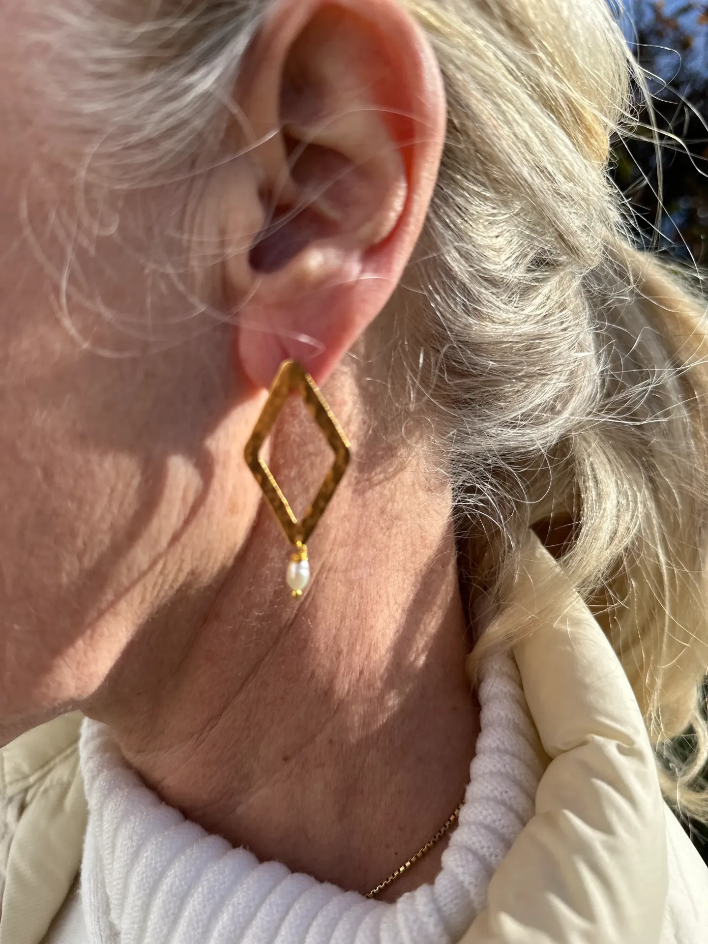 100567 (Gold, Pin)