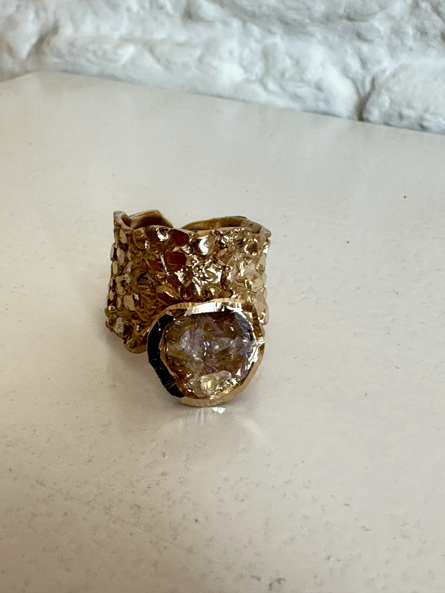 D1011L (Pearl)