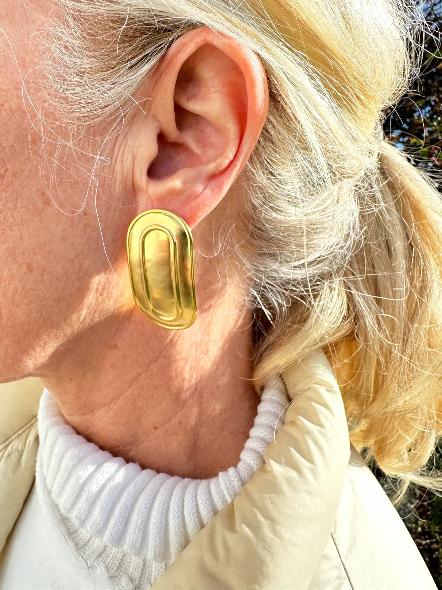 100593 (Gold, Pin)