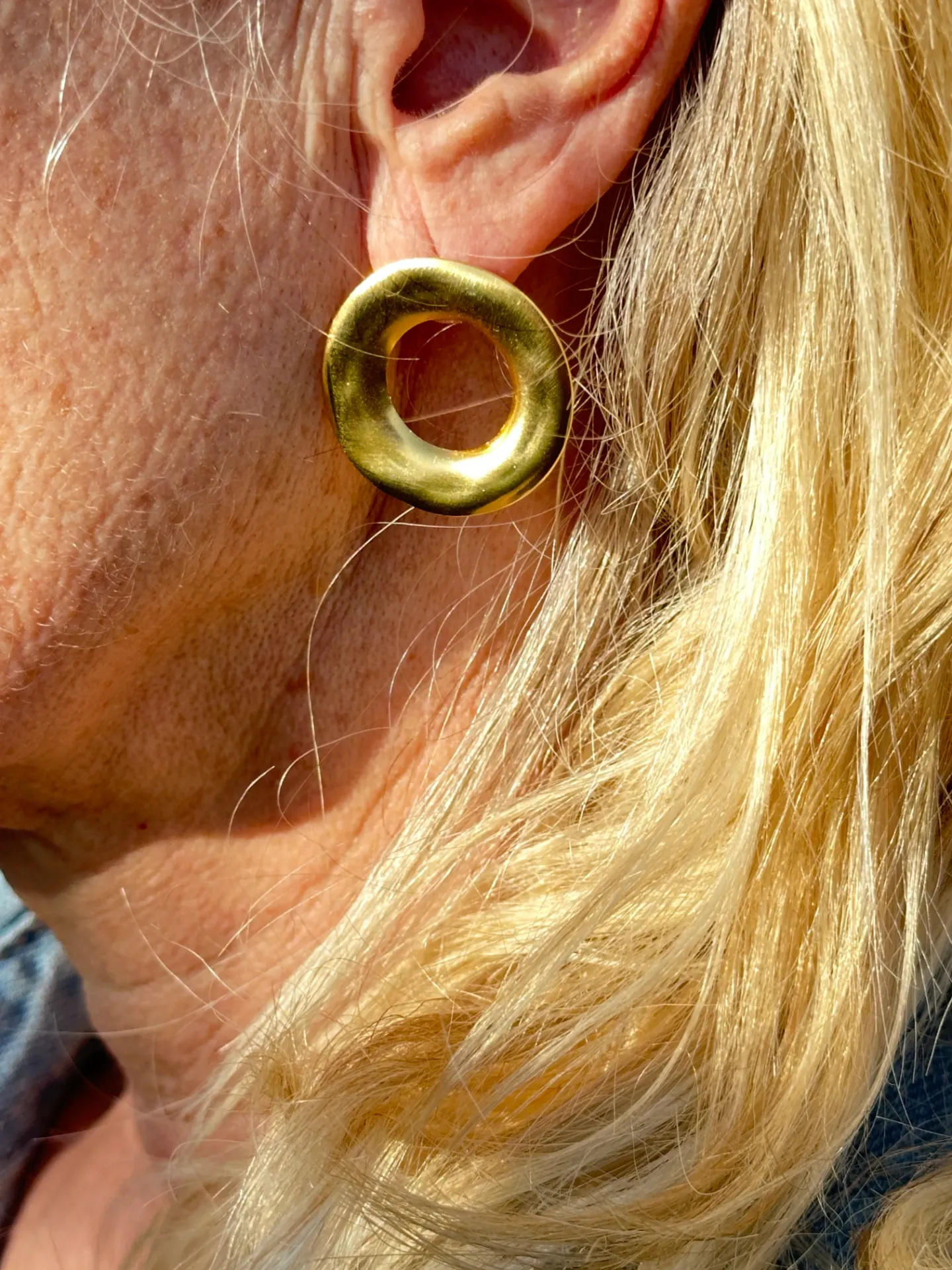 1005121 (Gold)