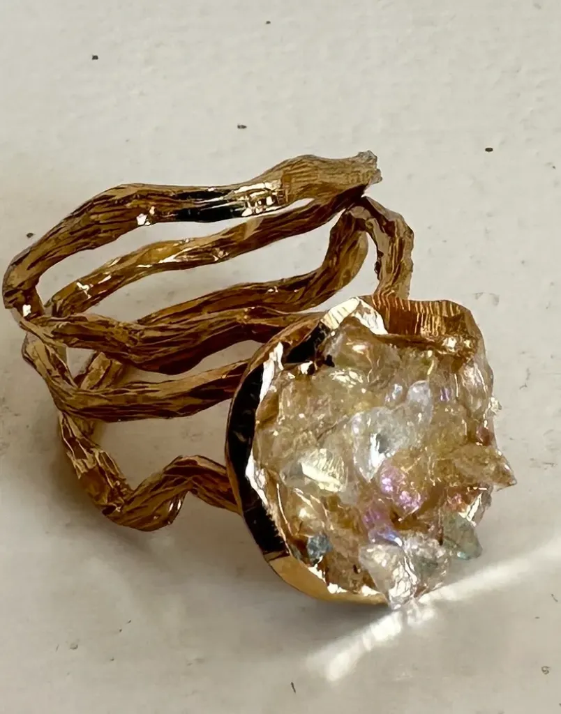 D1032 (Pearl, Gold)